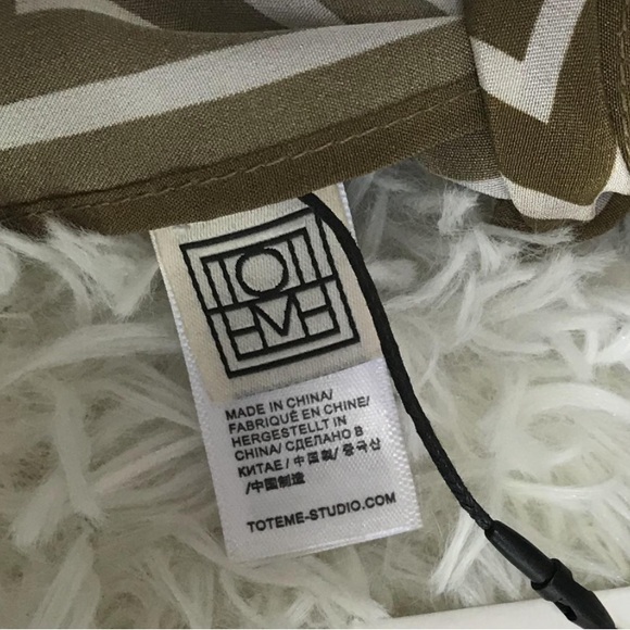 Toteme Silk Scarf - Picture 7 of 11